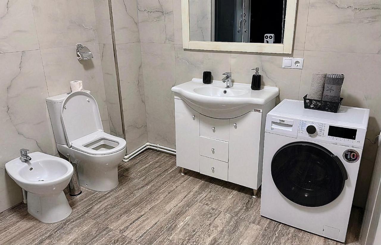 Kiwi Apartment Бистрица Экстерьер фото